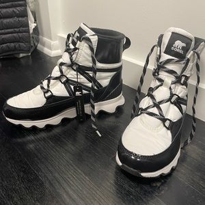 Perfect Snow Day Boots! Brand New Never Worn!